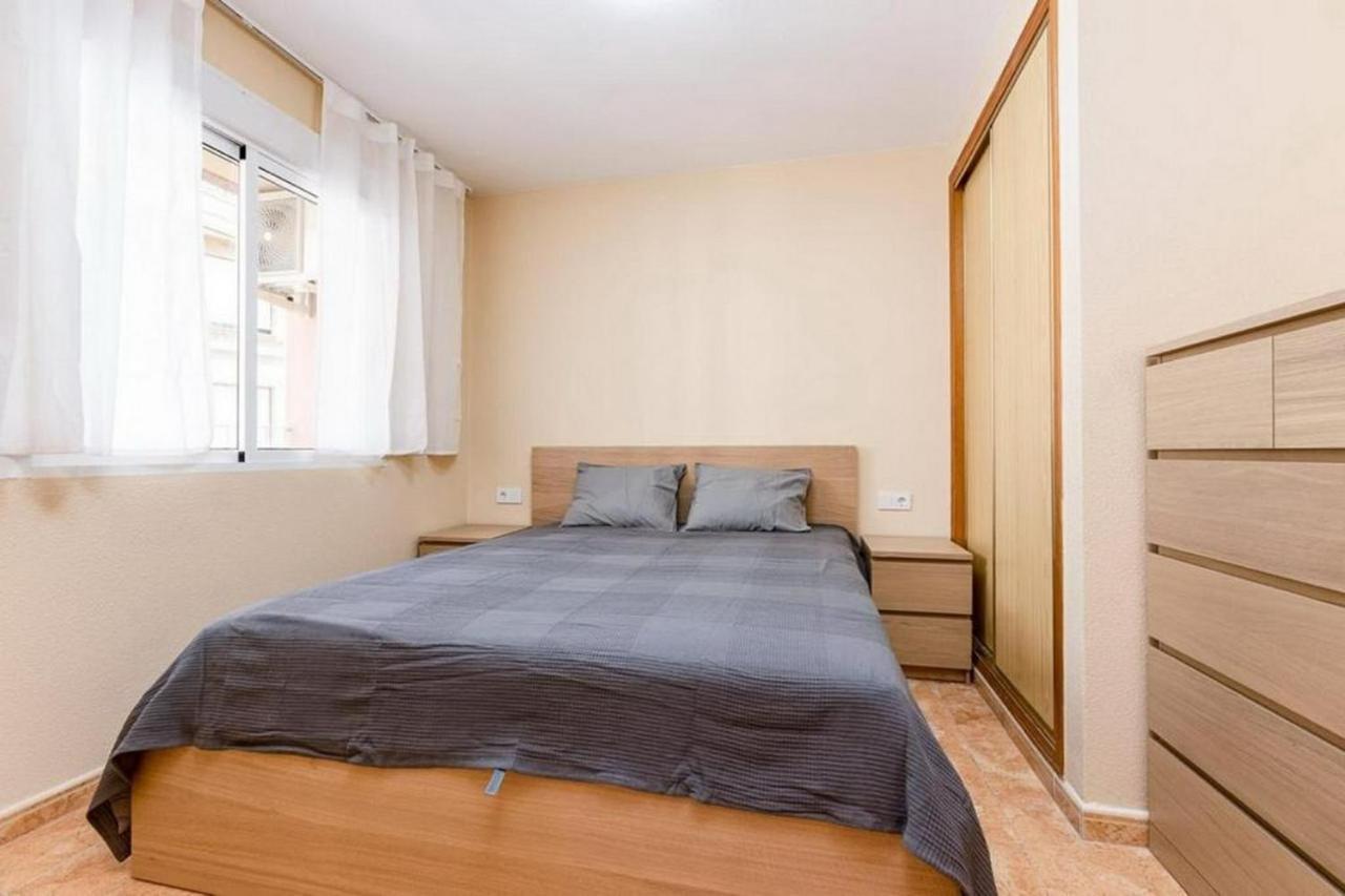 Isamar Apartamento Playa Del Cura ตอร์เรเวียคา ภายนอก รูปภาพ