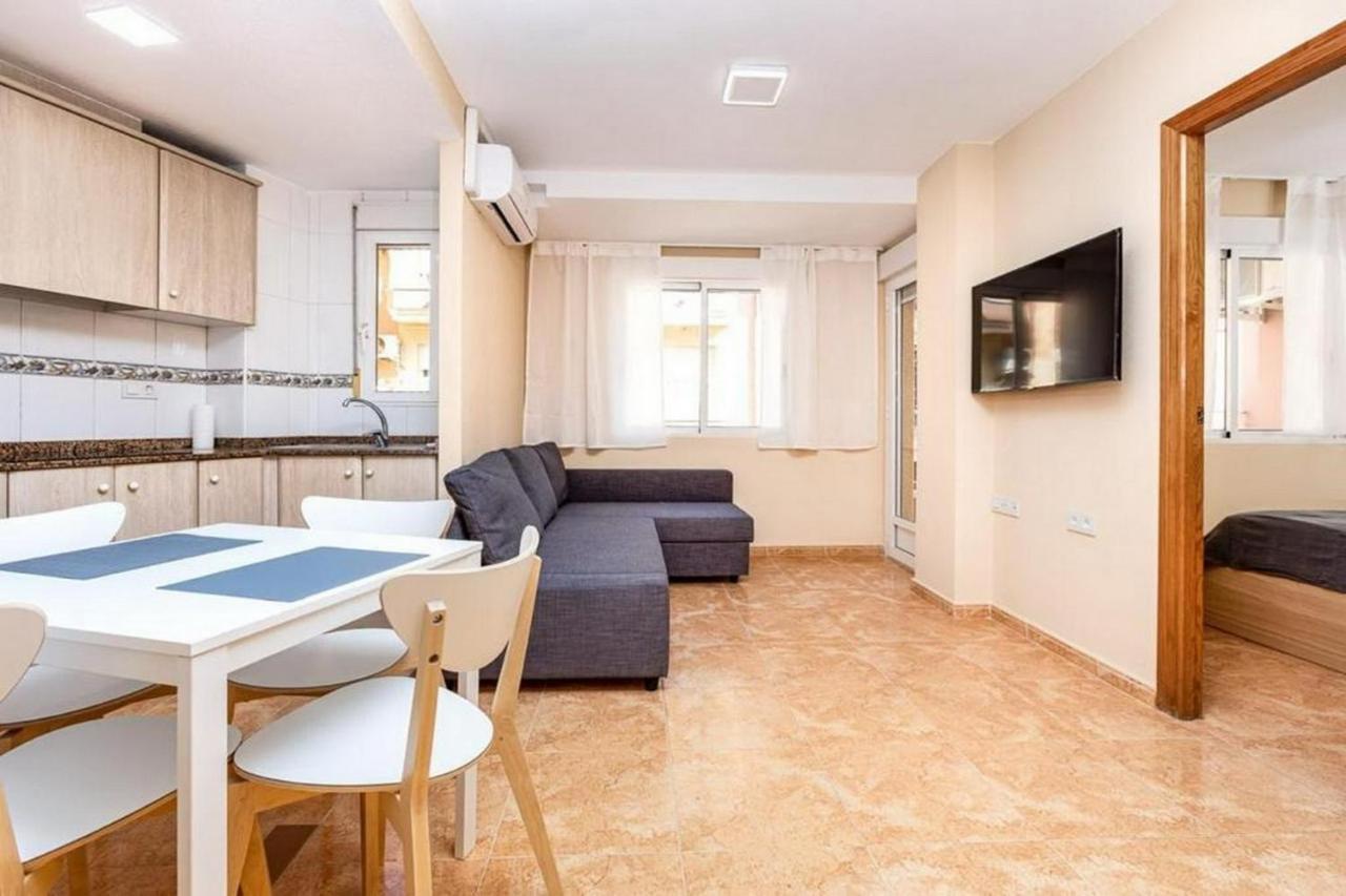 Isamar Apartamento Playa Del Cura ตอร์เรเวียคา ภายนอก รูปภาพ