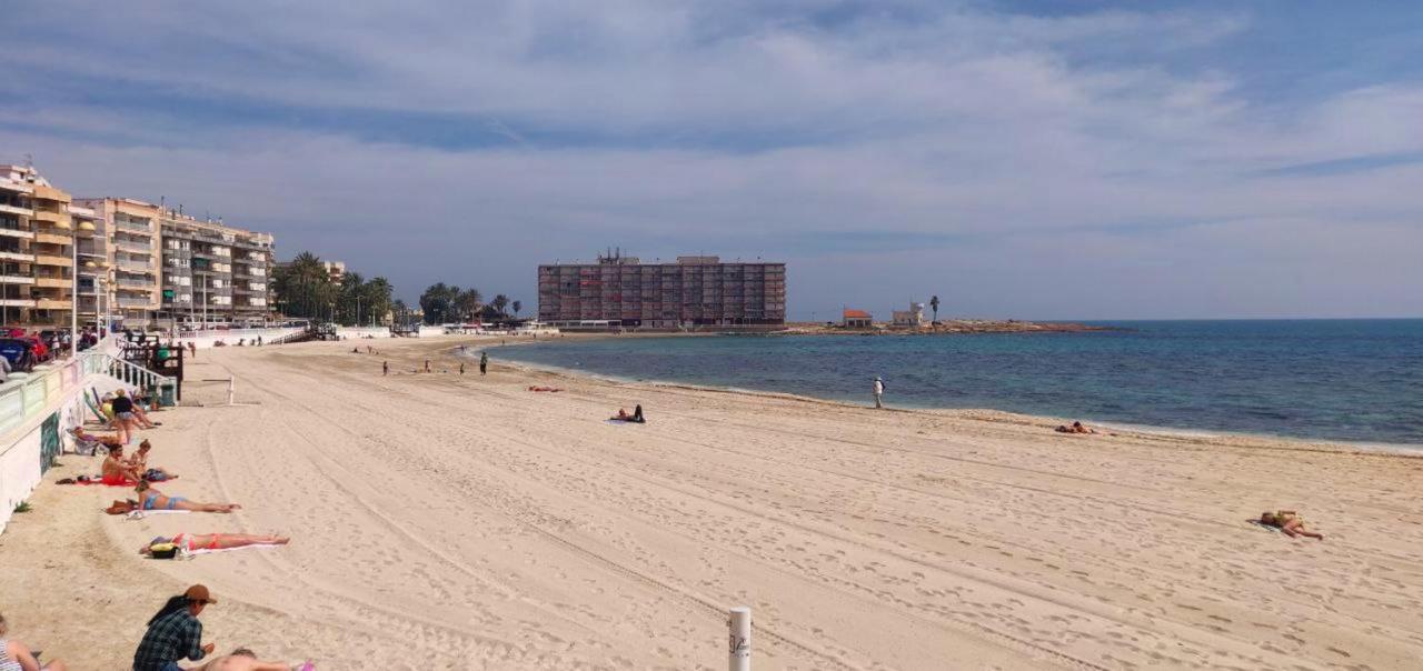Isamar Apartamento Playa Del Cura ตอร์เรเวียคา ภายนอก รูปภาพ